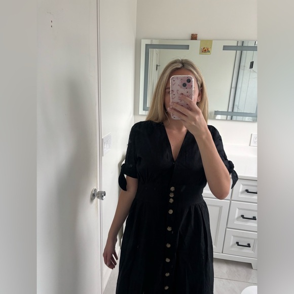 Buffalo Mariposa Tied V-Neck Button-Front Midi Dress NWT - Picture 14 of 14